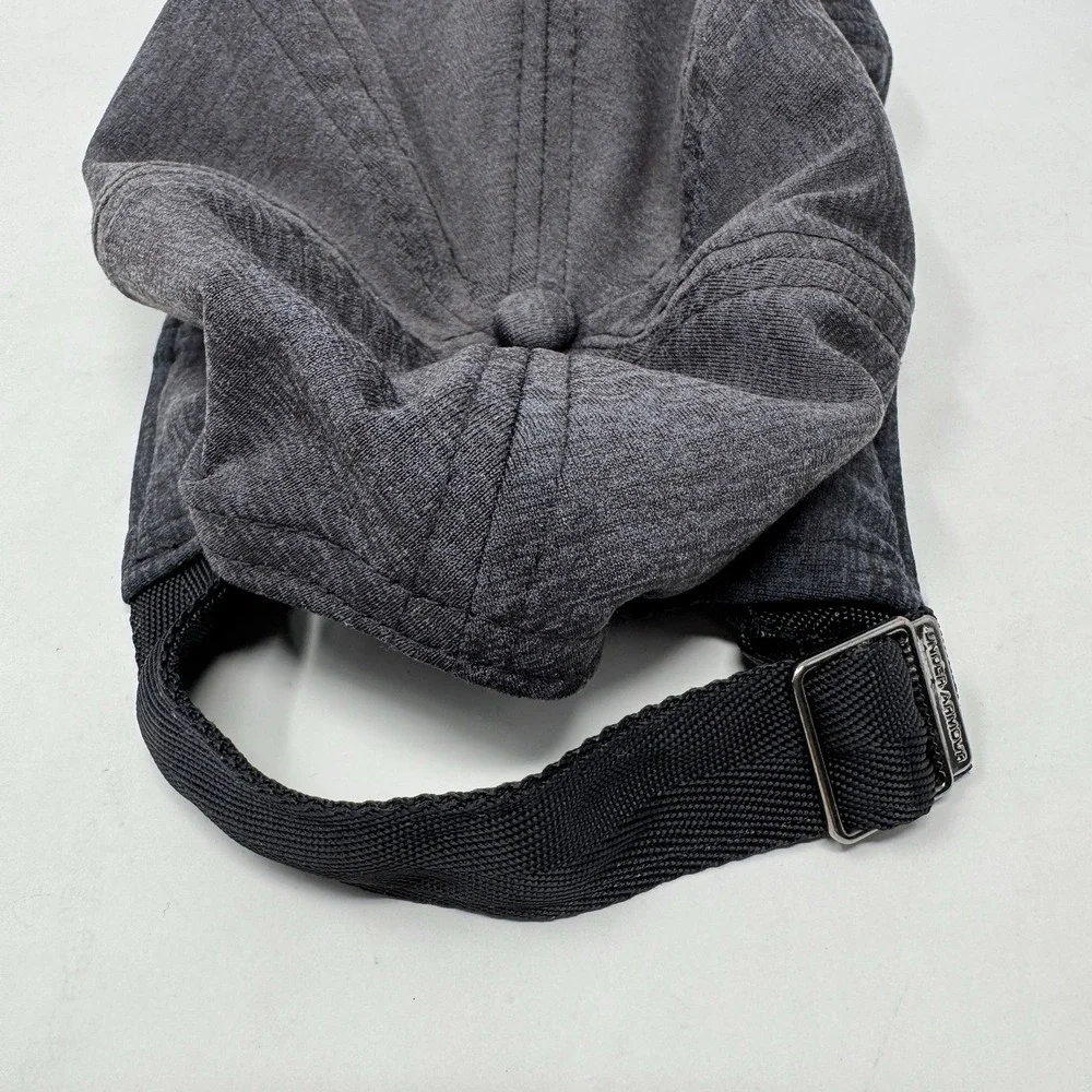 Under Armour Hat Strapback Cap Adjustable‎ Gray Running Jogging Athletic Unisex